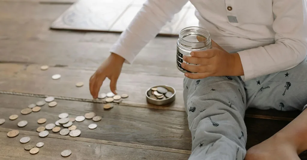 children-money-saving
